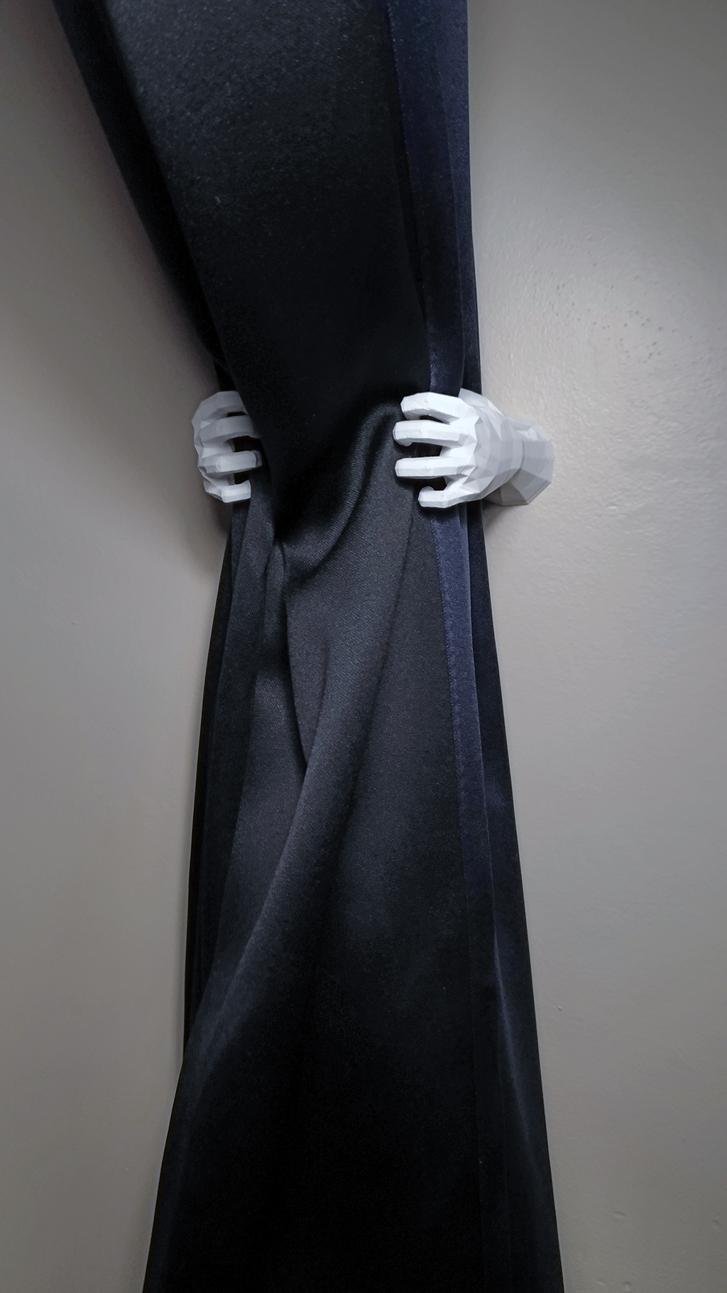Curtain Holder Image